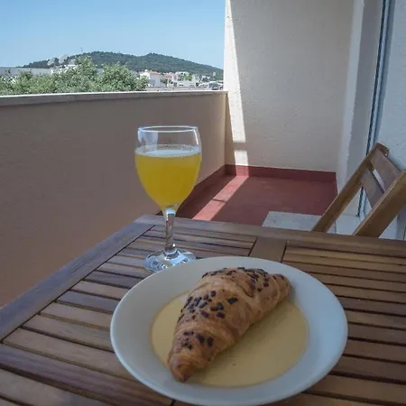 Saltare Solis Apartamento *