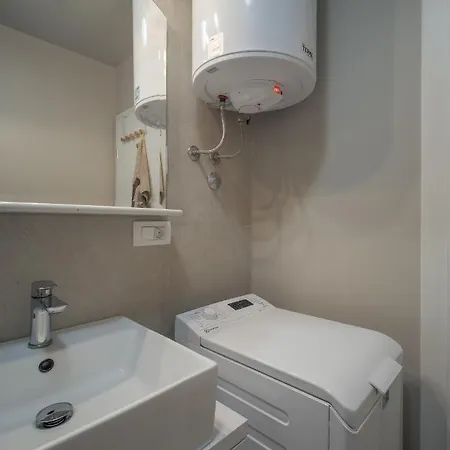 Apartment Saltare Solis *